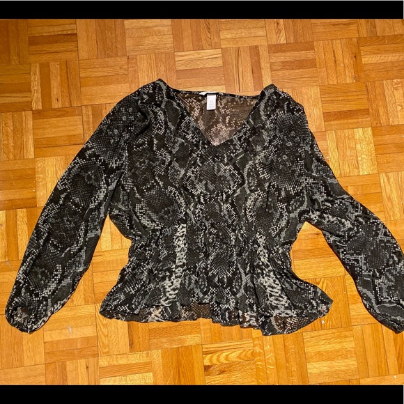 V-Neck Snakeskin Chiffon Blouse - Picture 2 of 2